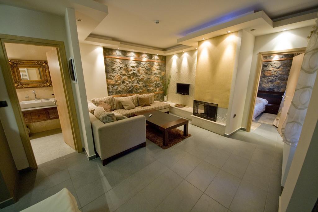 Onar Guesthouse ปาลีออส อากีออส อาตานาซีออส ภายนอก รูปภาพ